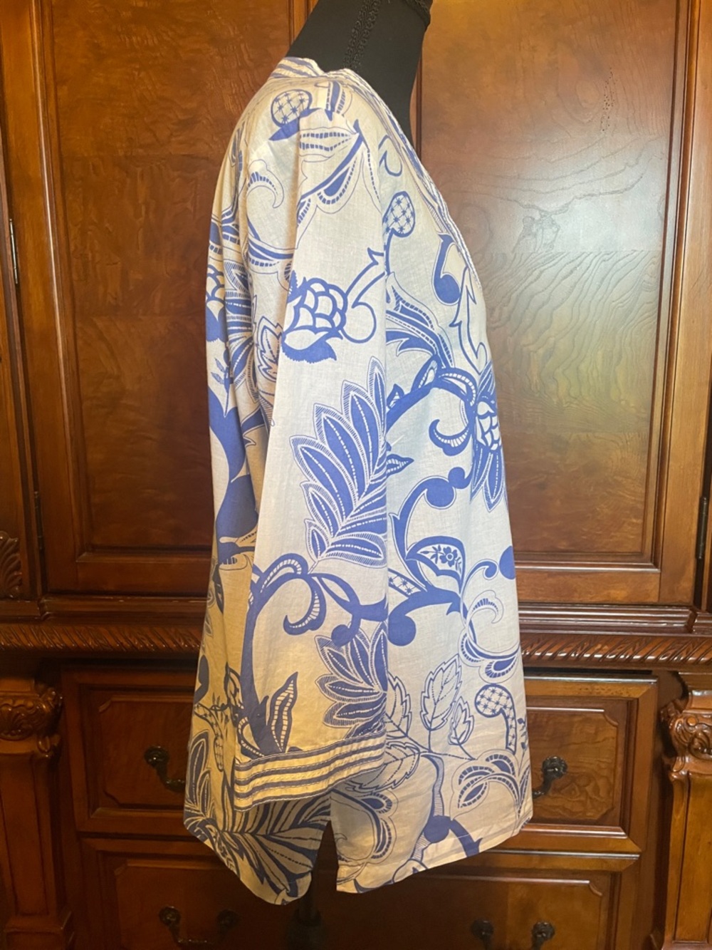 Talbots Tunic with Blue Floral Print Size Medium - Picture 3 of 5